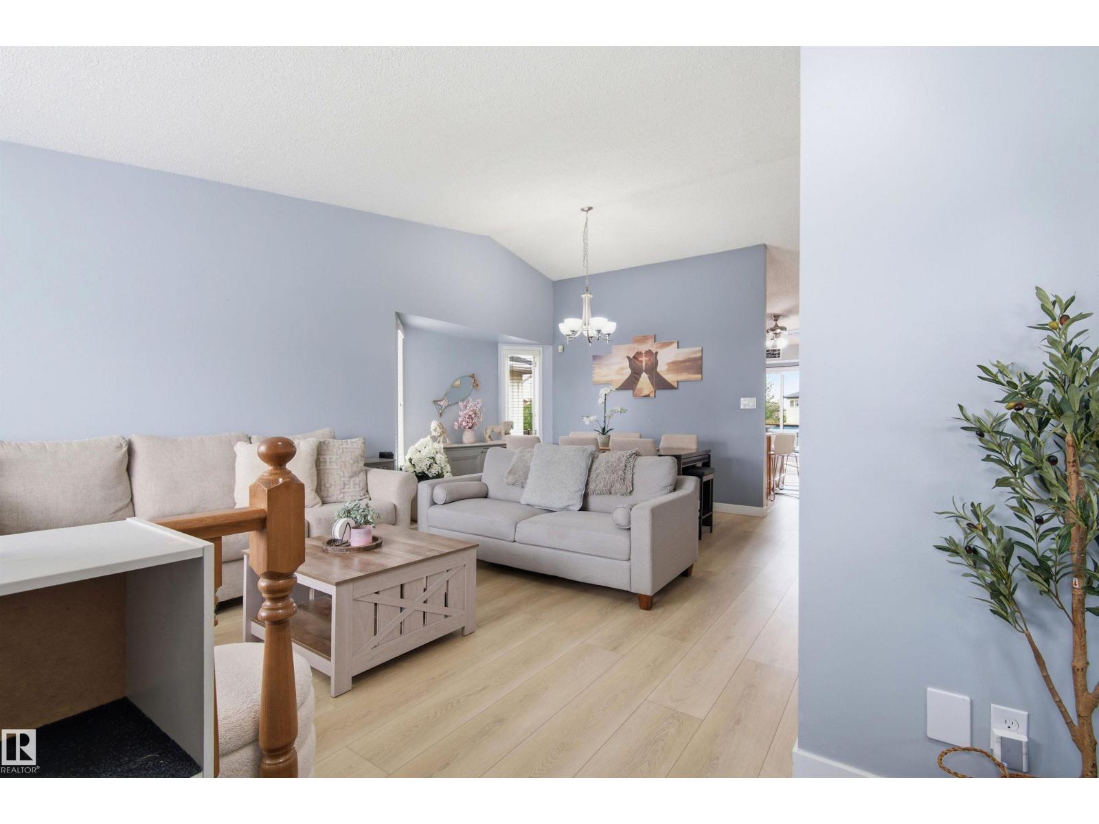 6224 162B AV NW - 3