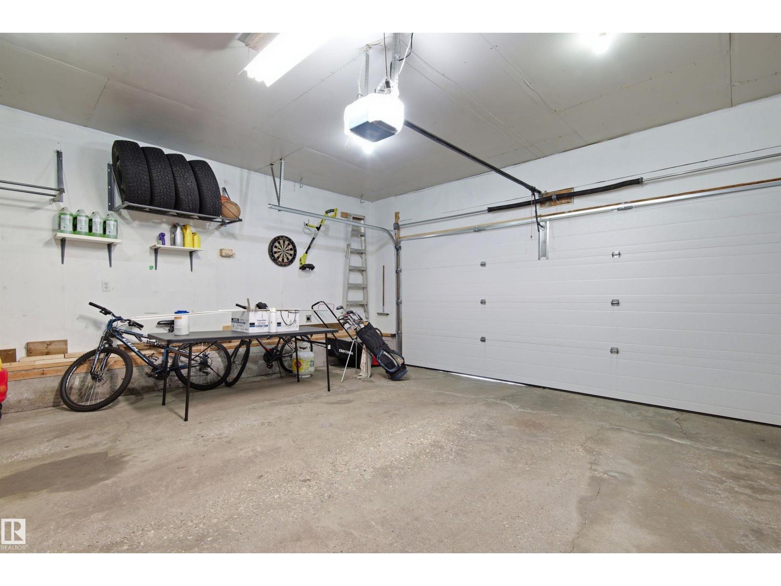6224 162B AV NW - 45