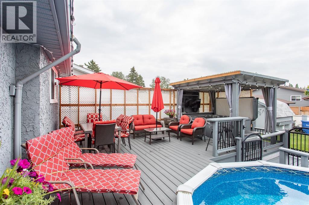Listing photo – 8 Caswell Close, Red Deer