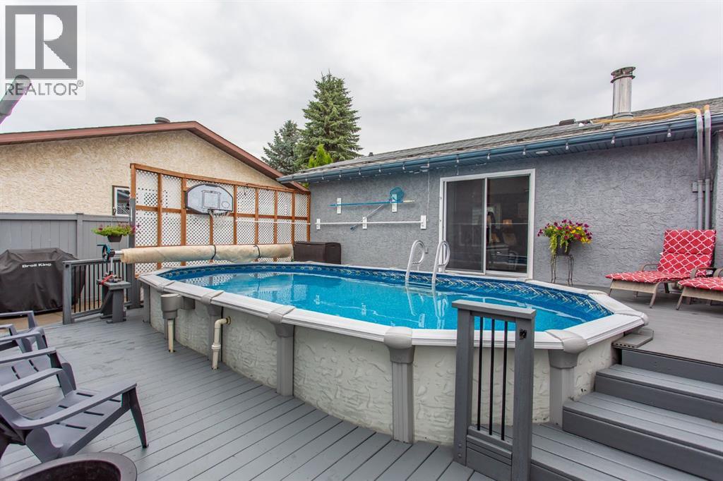 Listing photo – 8 Caswell Close, Red Deer
