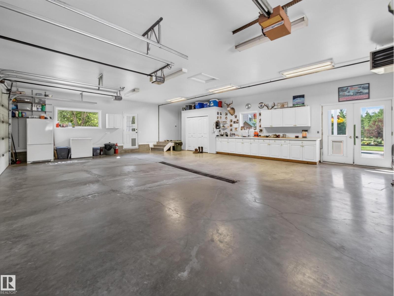 22035 TWP ROAD 522 - 3