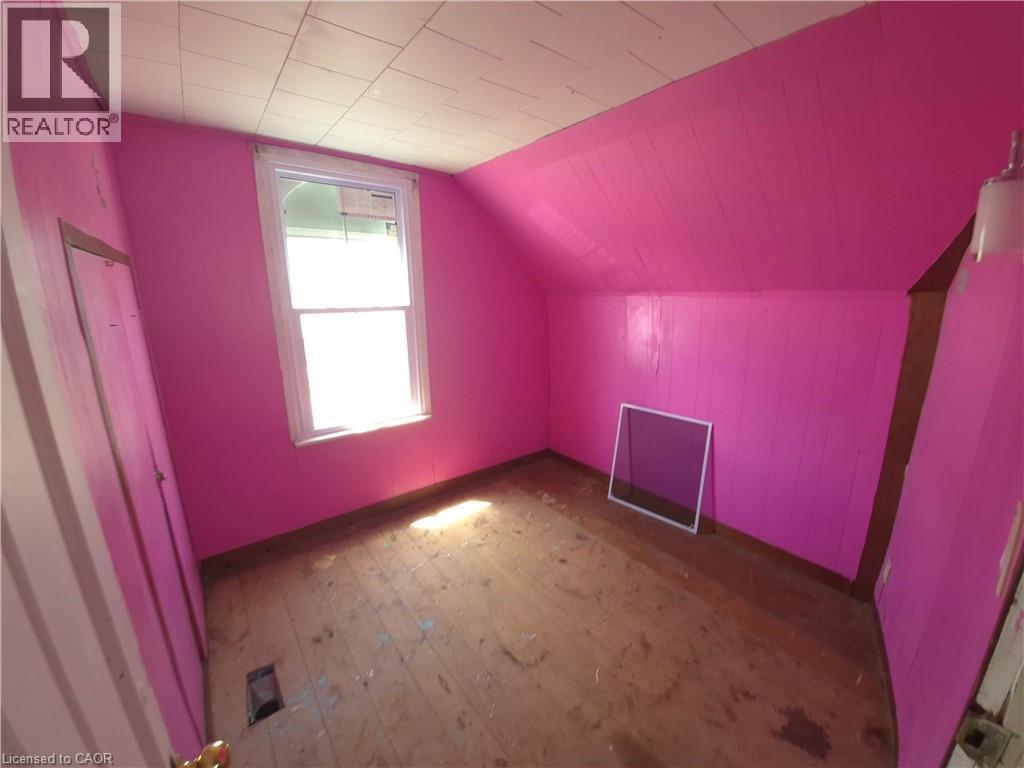 6219 RAINHAM Road - 39
