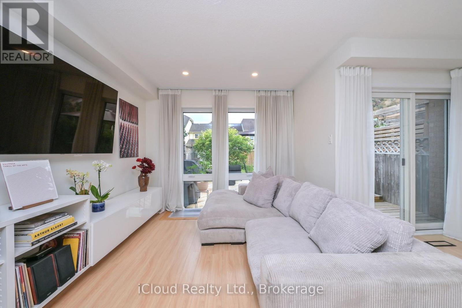 97 MUGFORD ROAD - 12