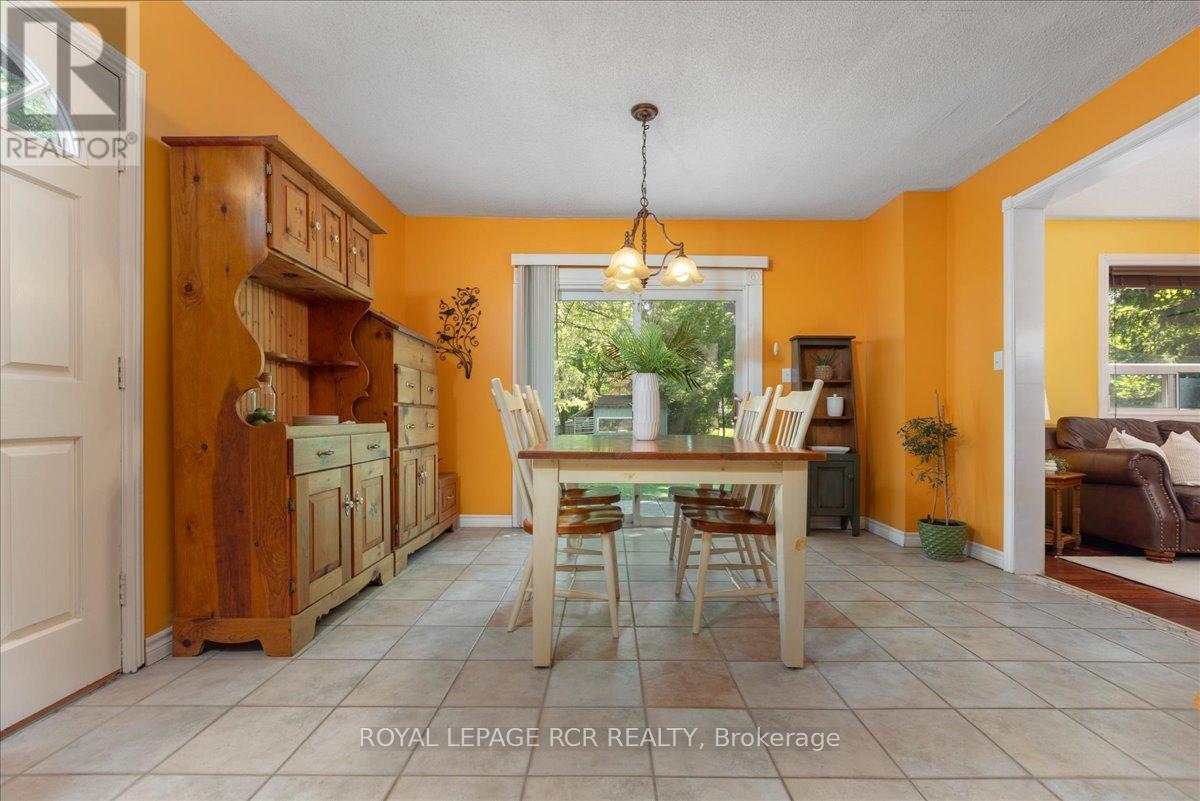 612 TIMOTHY STREET - 10