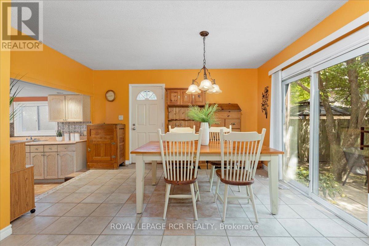 612 TIMOTHY STREET - 11