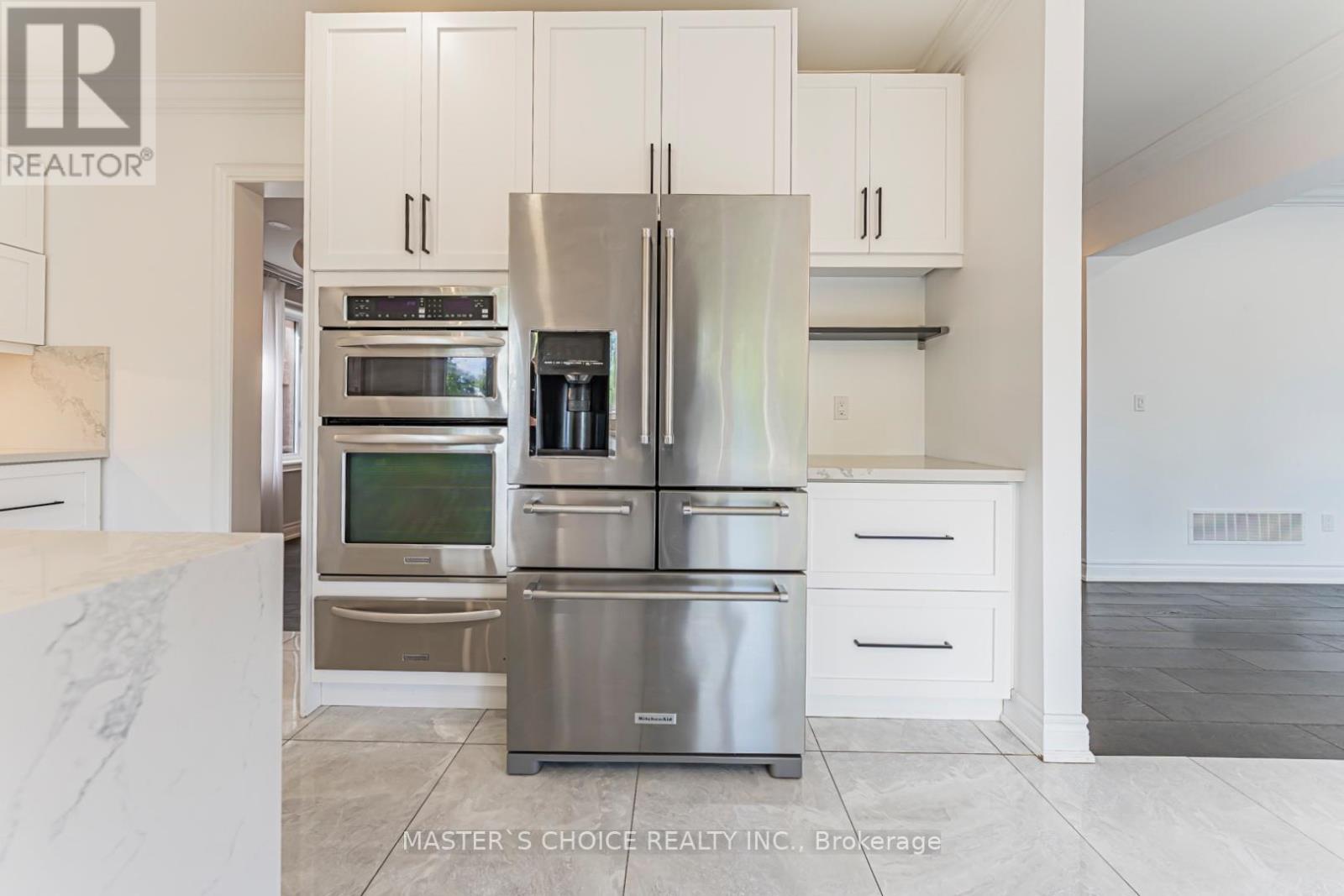 2357 RIDEAU DRIVE - 15