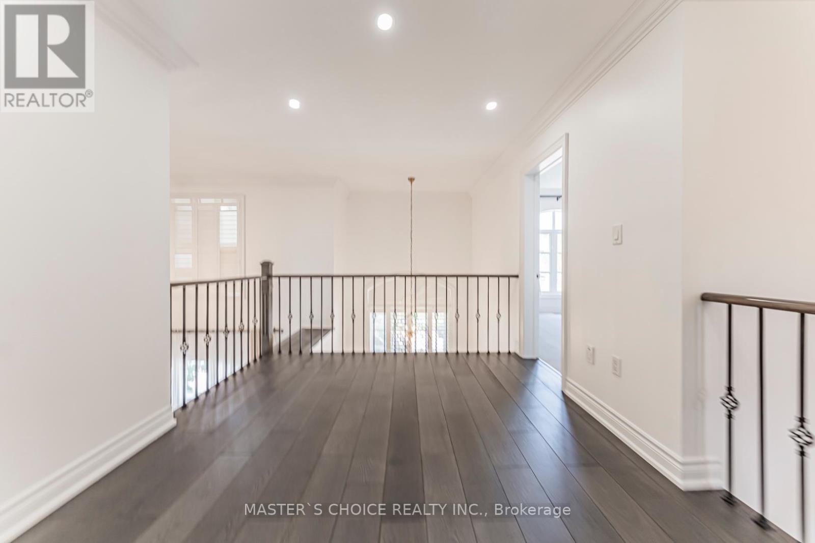 2357 RIDEAU DRIVE - 19