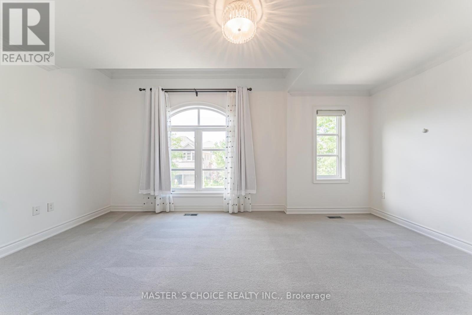 2357 RIDEAU DRIVE - 22