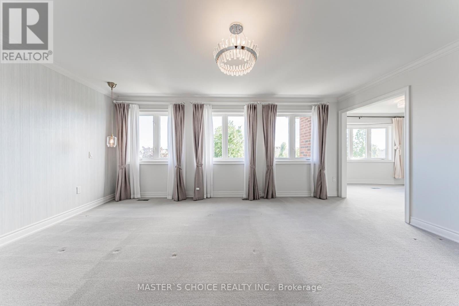 2357 RIDEAU DRIVE - 29
