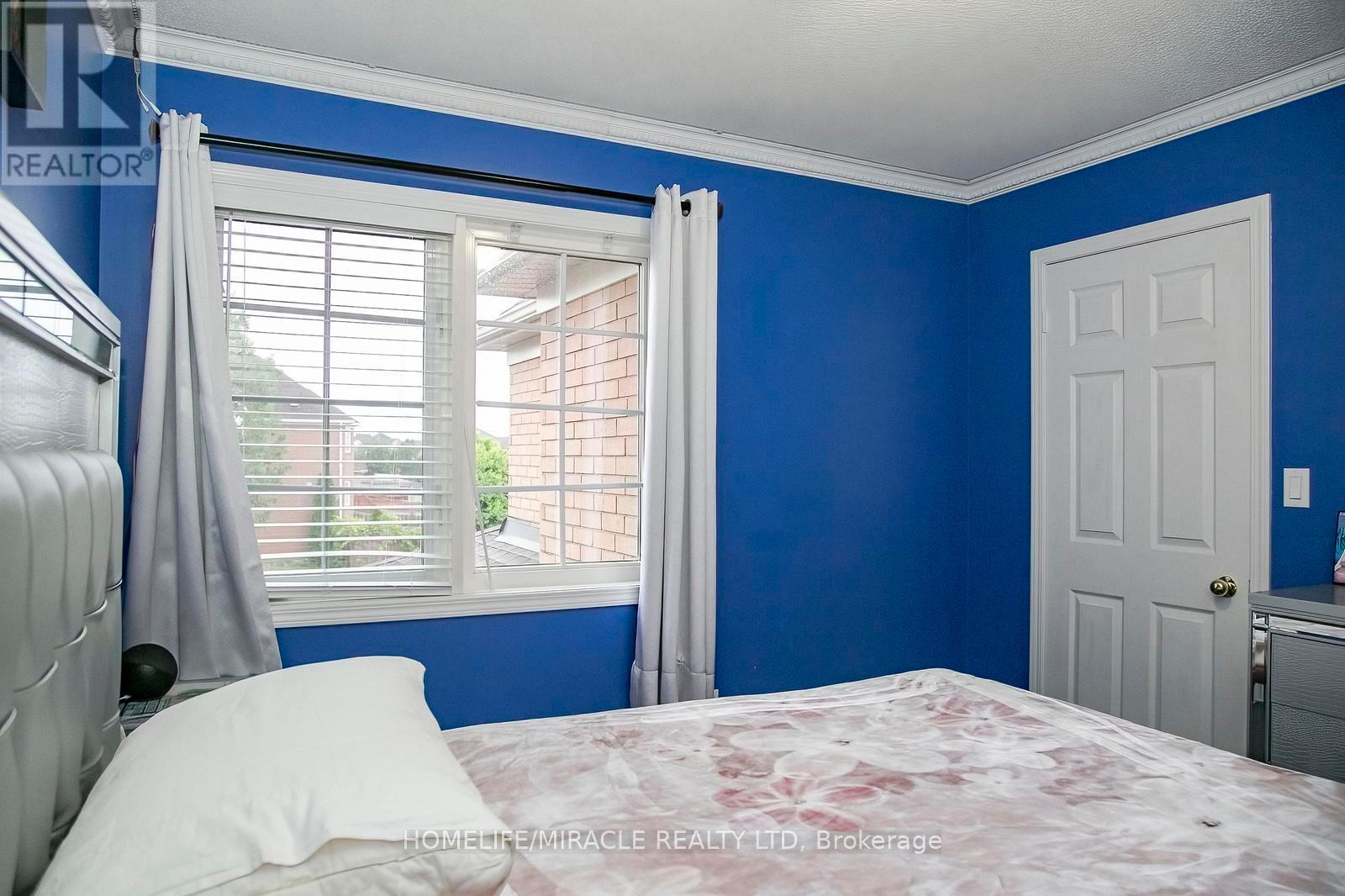 81 NARROW VALLEY CRESCENT - 33