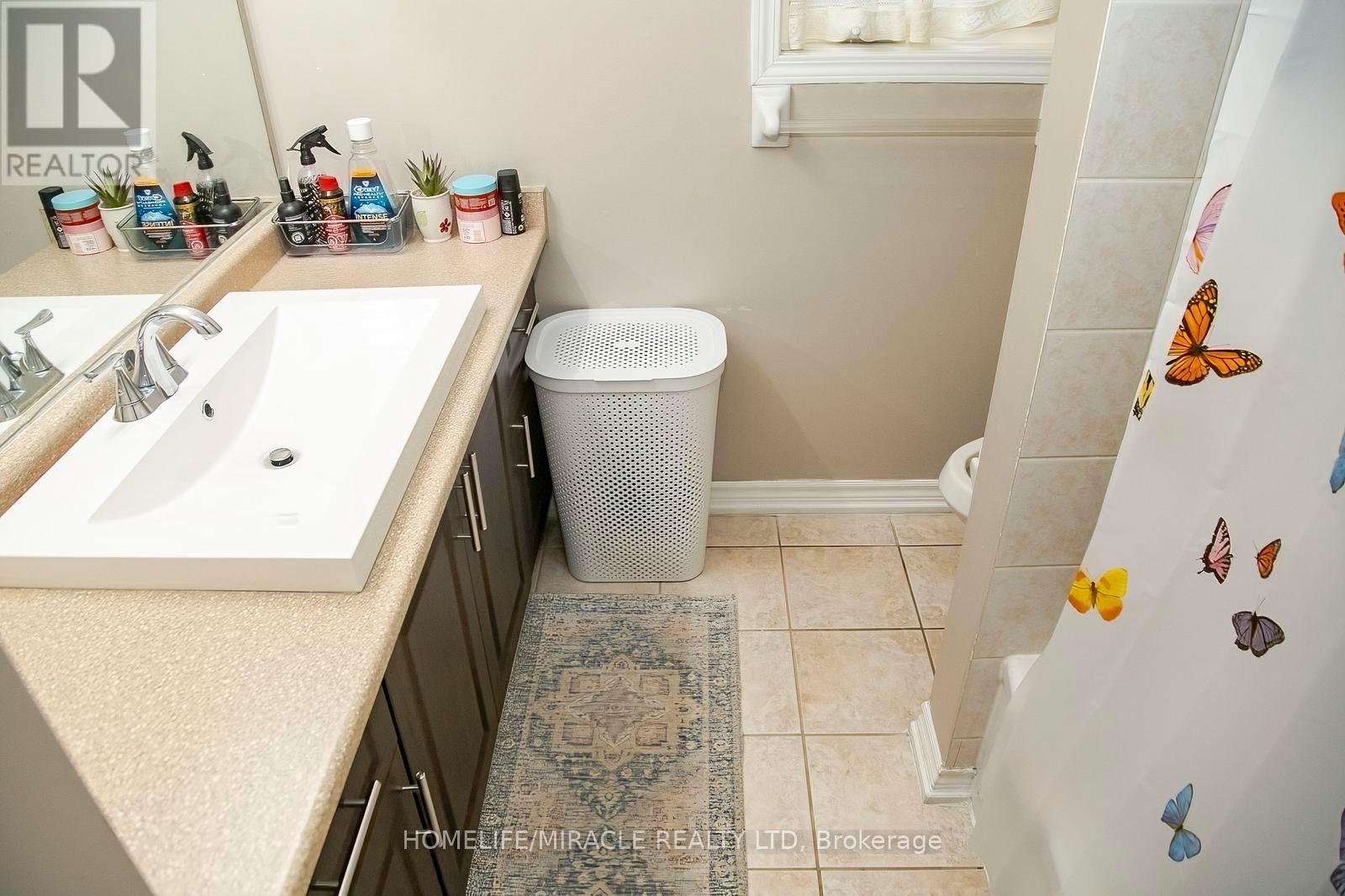 81 NARROW VALLEY CRESCENT - 38