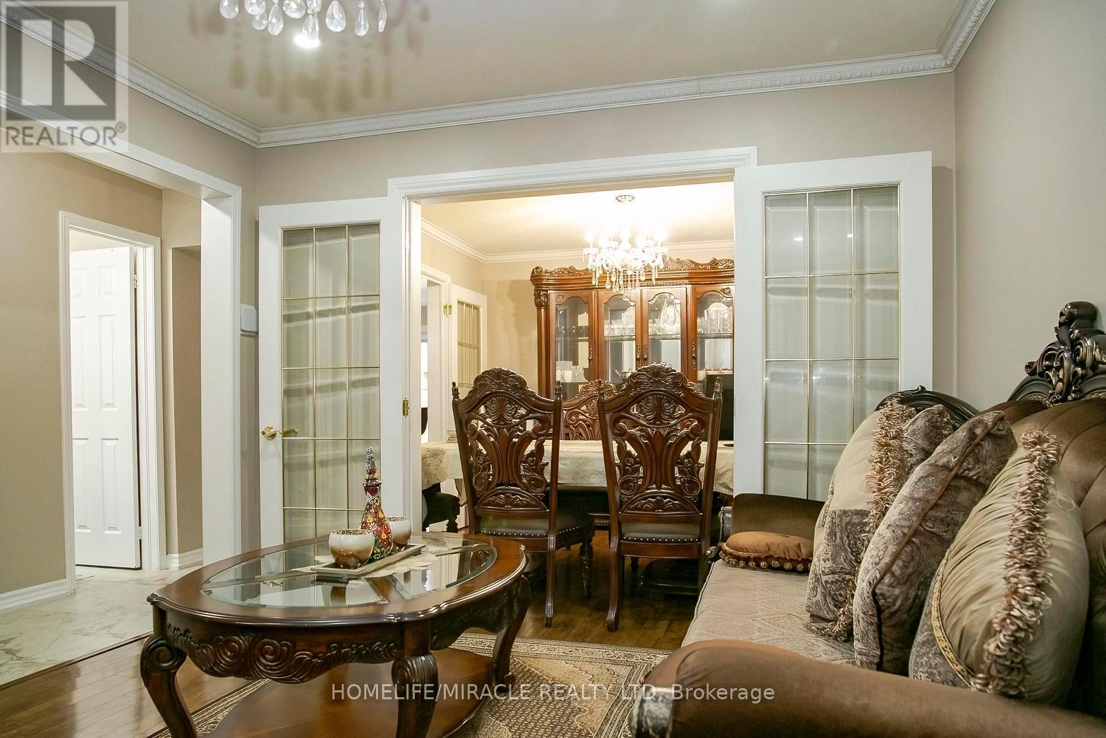 81 NARROW VALLEY CRESCENT - 8