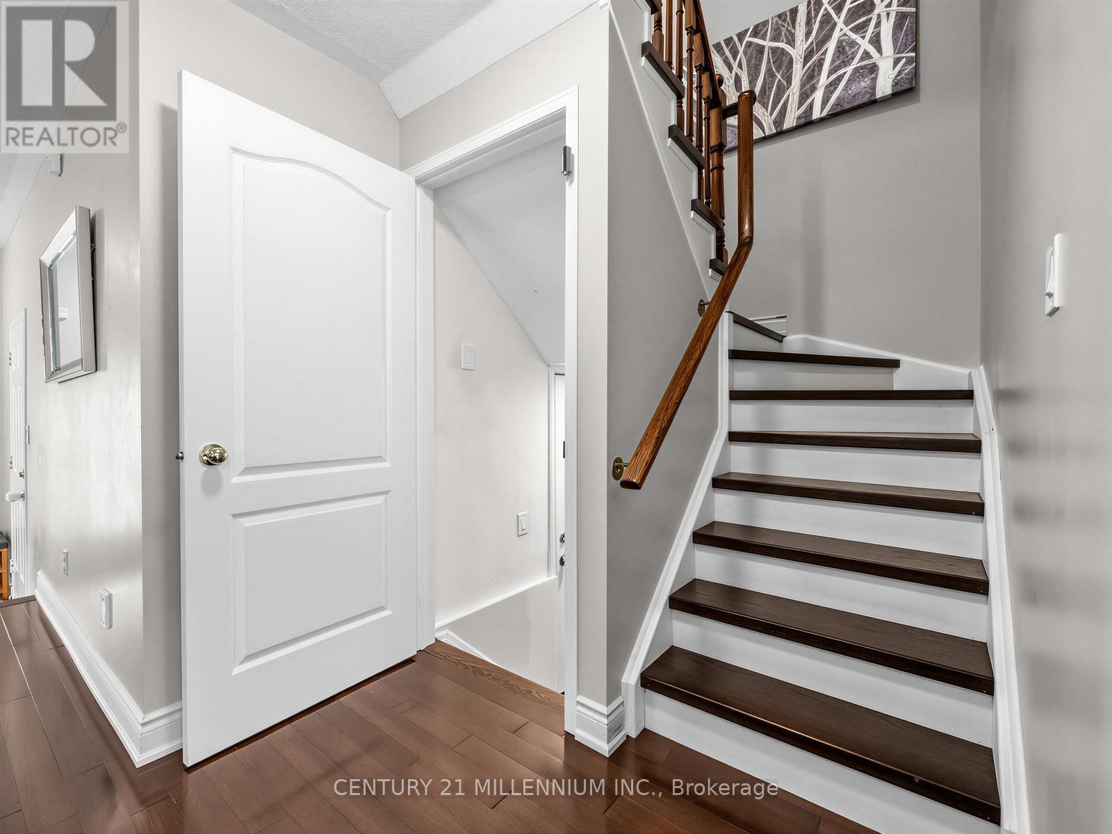 131 SUGARHILL DRIVE - 12
