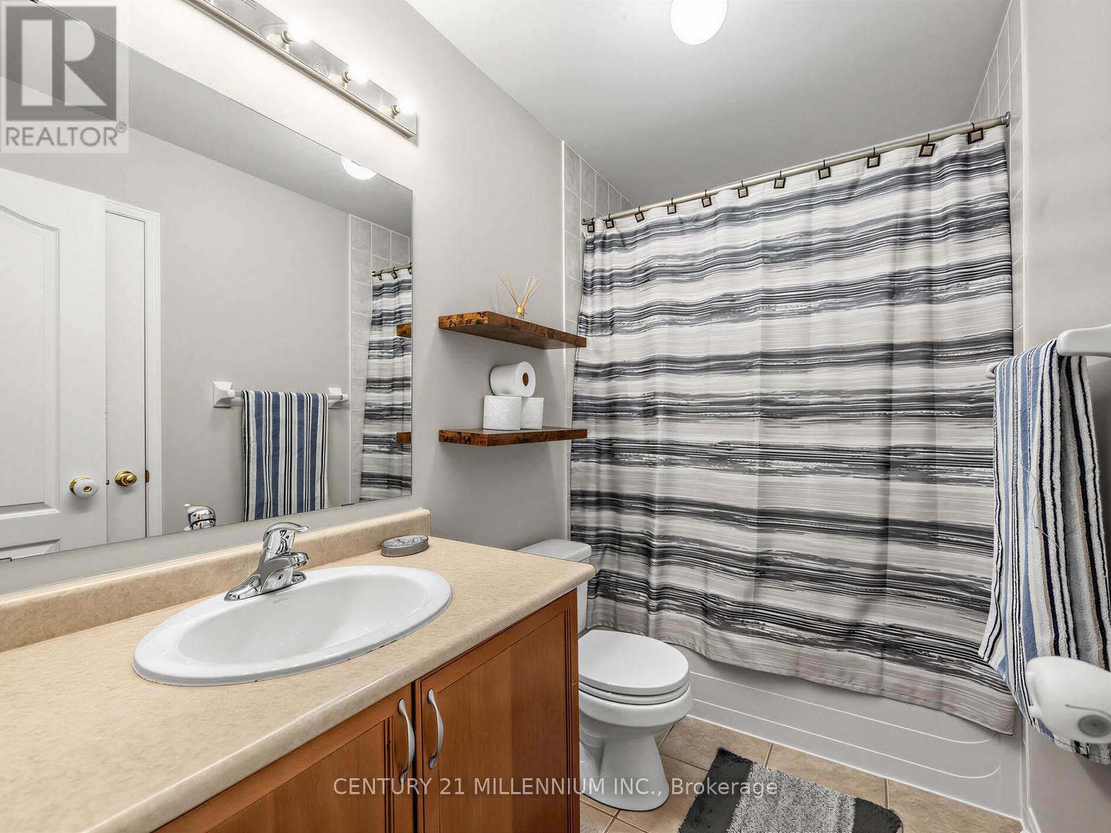 131 SUGARHILL DRIVE - 20