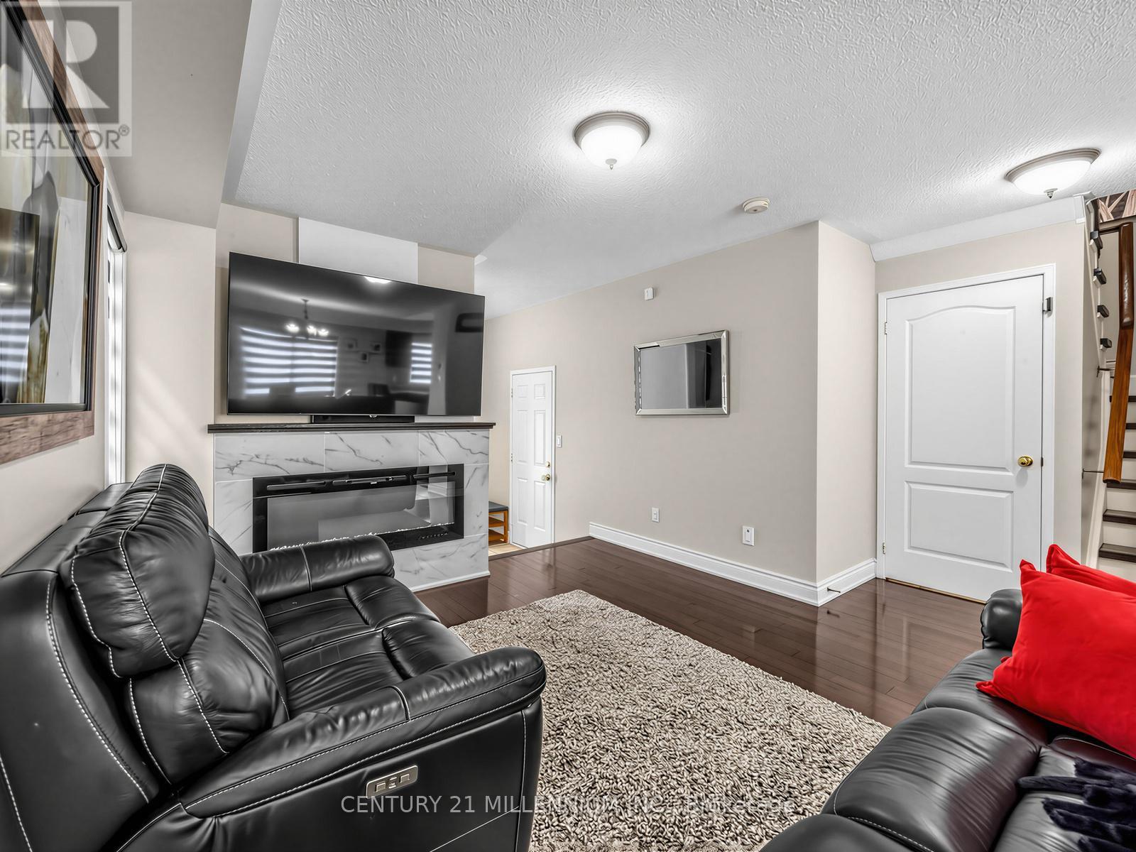 131 SUGARHILL DRIVE - 6