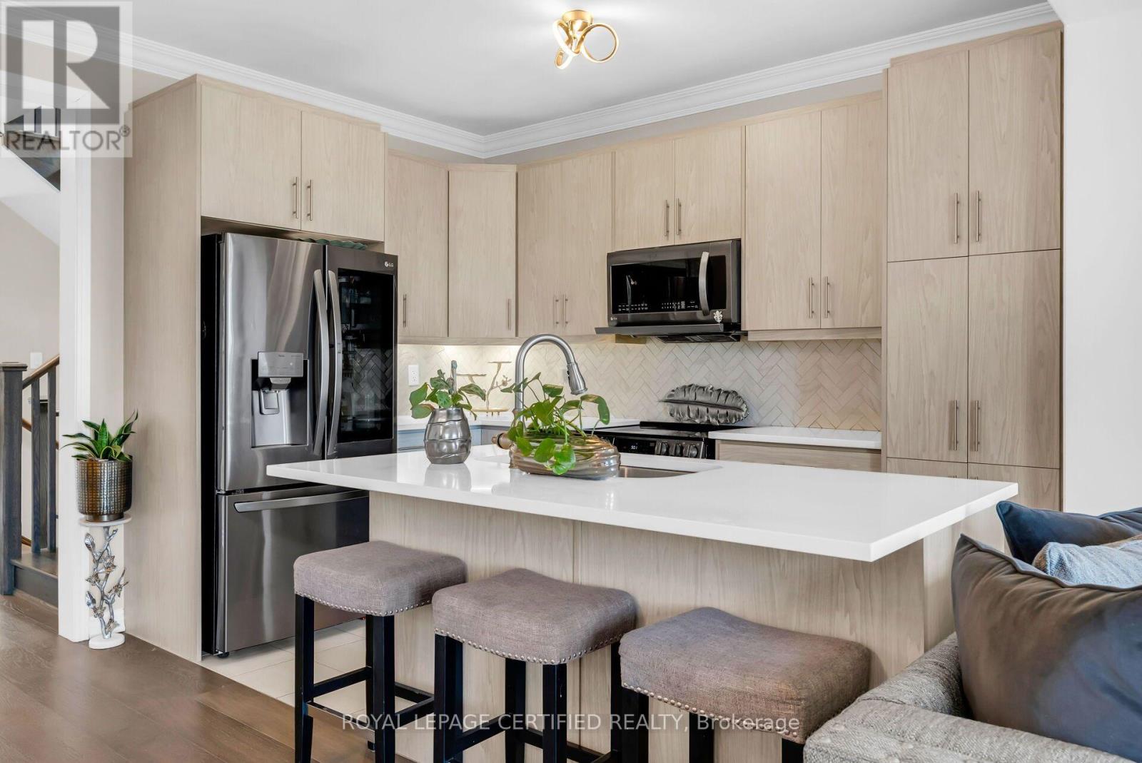 139 YATES DRIVE - 20