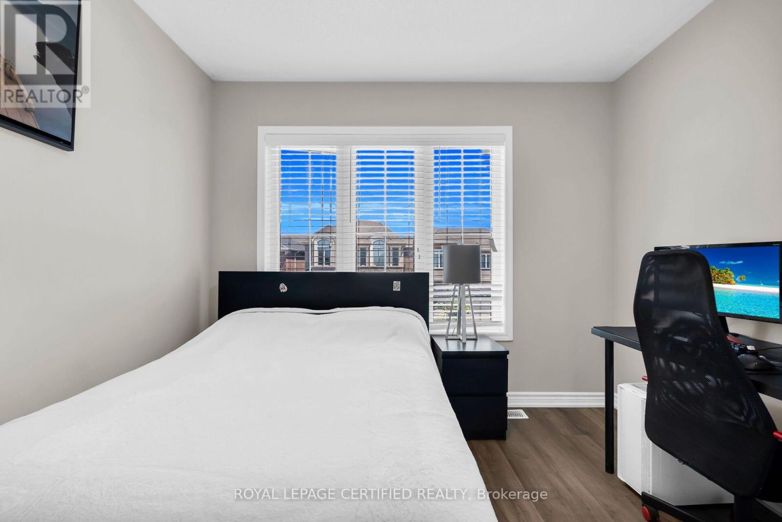 139 YATES DRIVE - 36