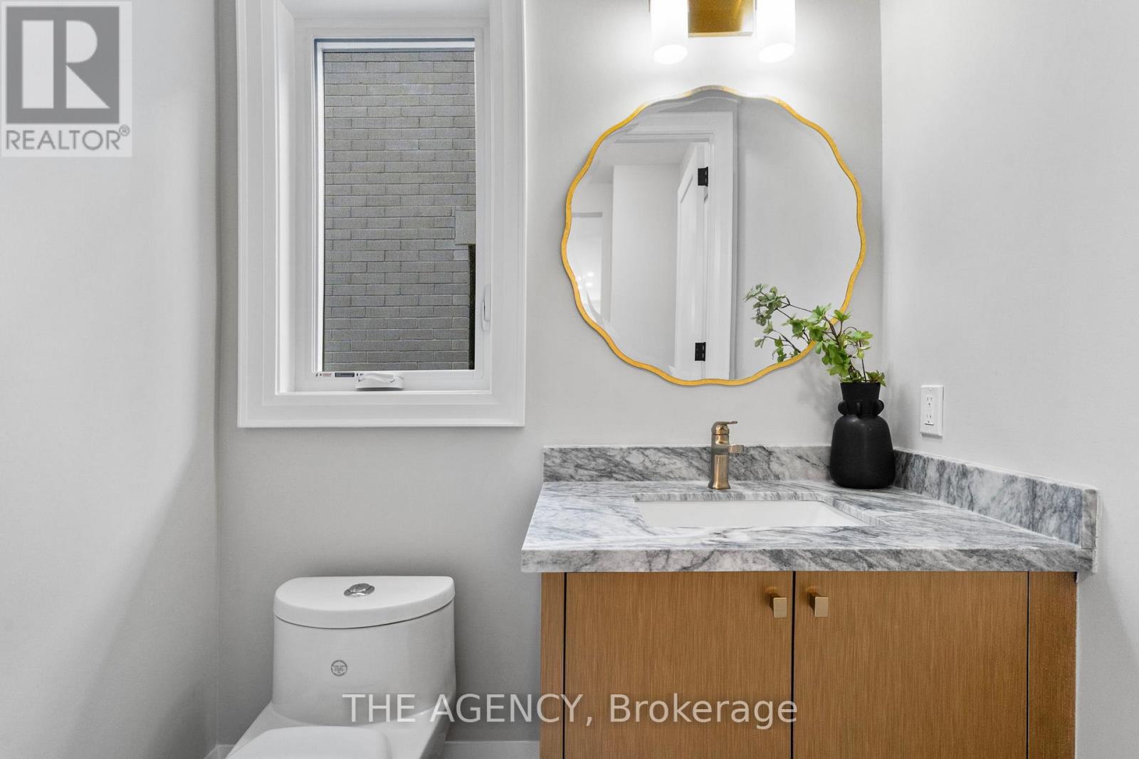 41 ST ANDREWS BOULEVARD - 36