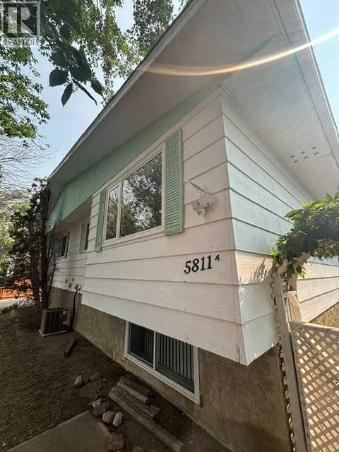 5811a 50 Street N - 2