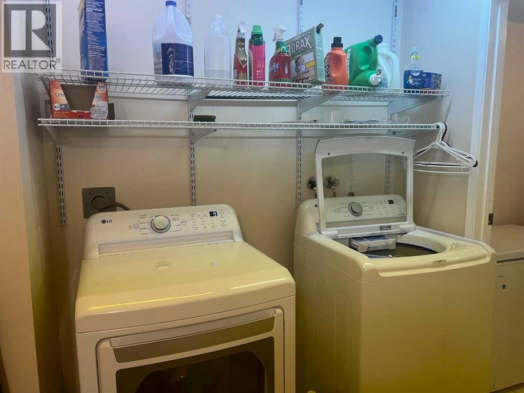 5811a 50 Street N - 29
