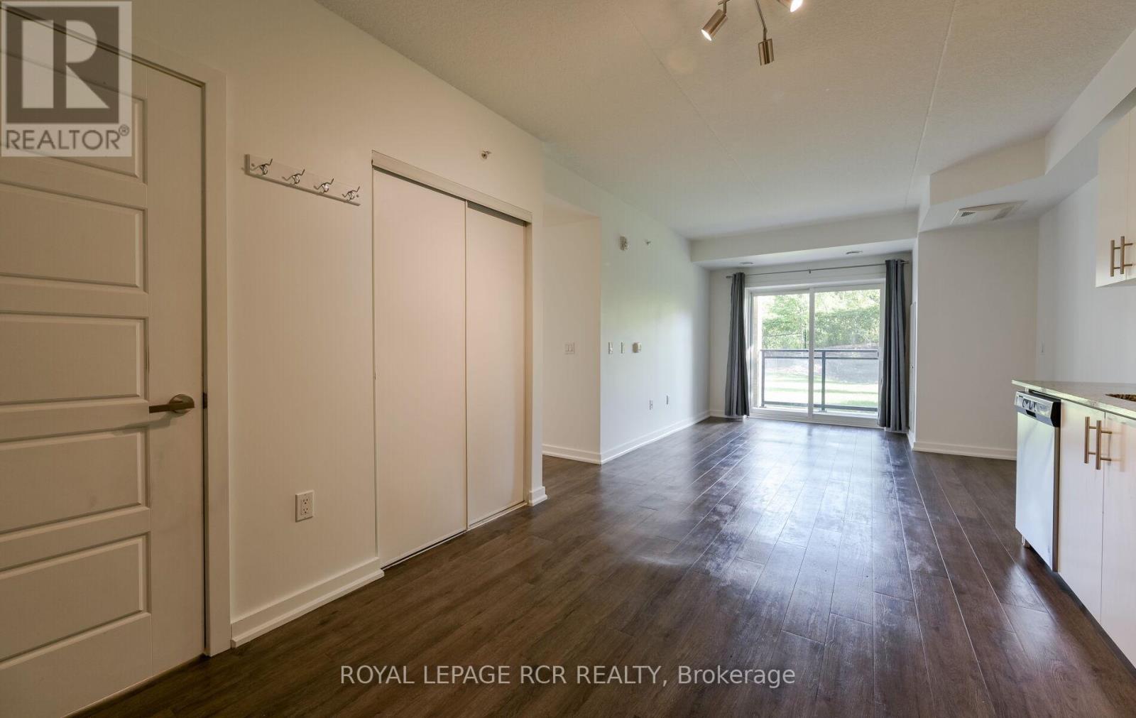 #LL02 25 KAY CRESCENT - 10