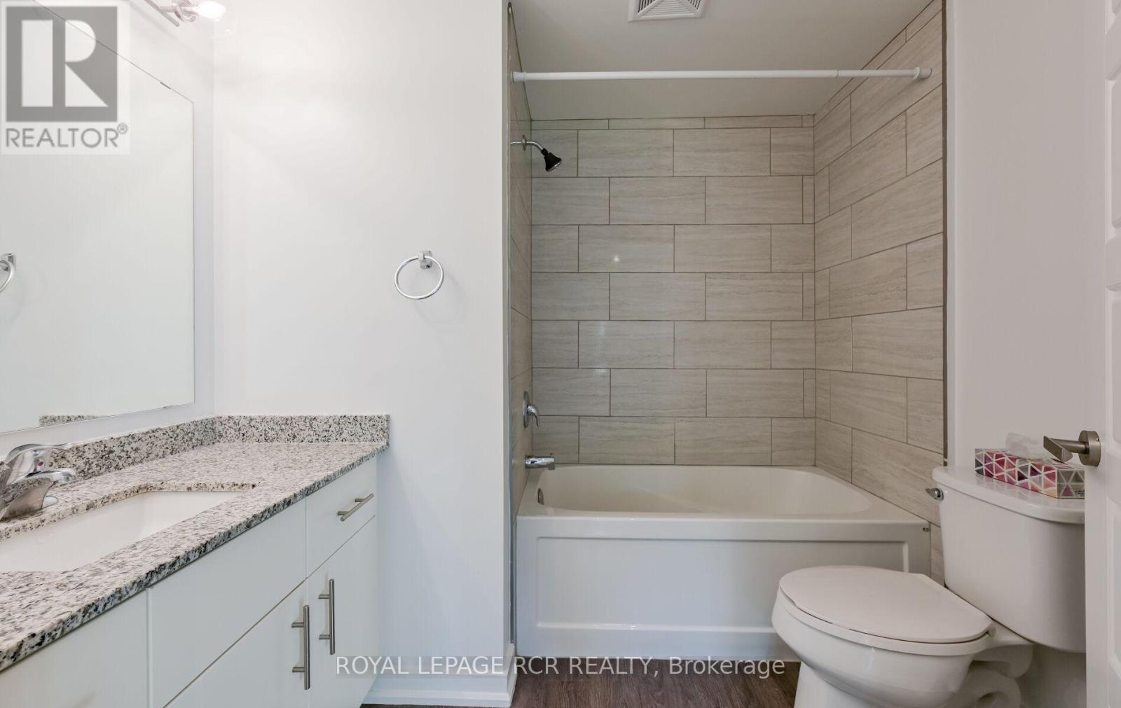#LL02 25 KAY CRESCENT - 19
