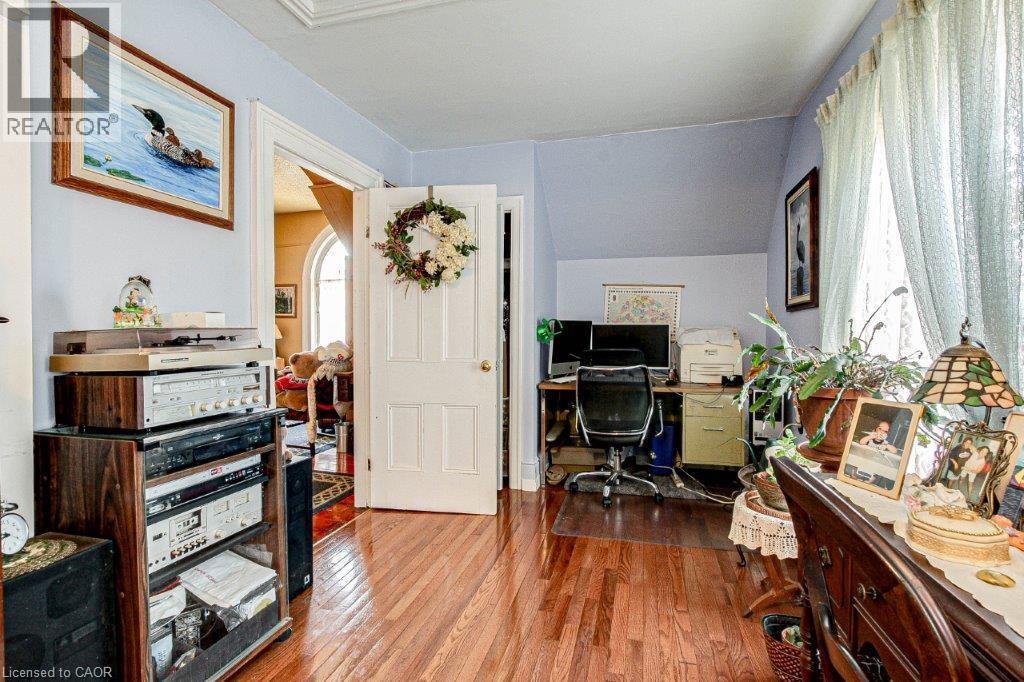 158 TOWNLINE Street - 34