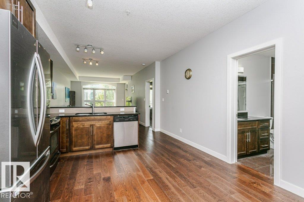 #209 10811 72 AV NW - 11