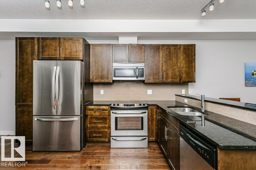 #209 10811 72 AV NW - 12