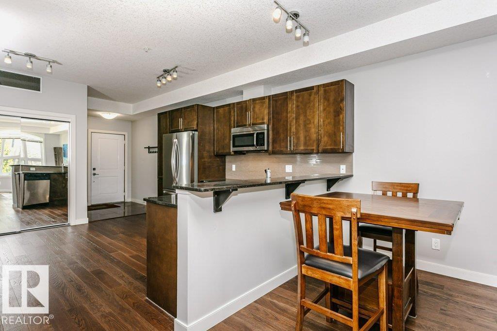 #209 10811 72 AV NW - 13