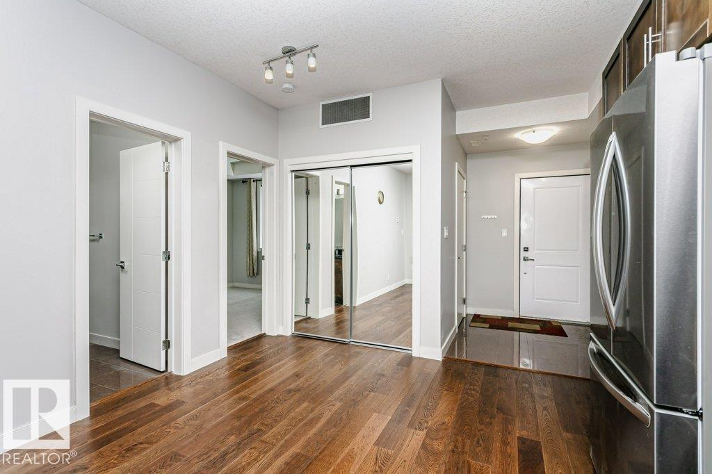 #209 10811 72 AV NW - 8