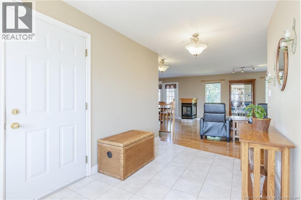 11 Weymond Crescent - Image 10
