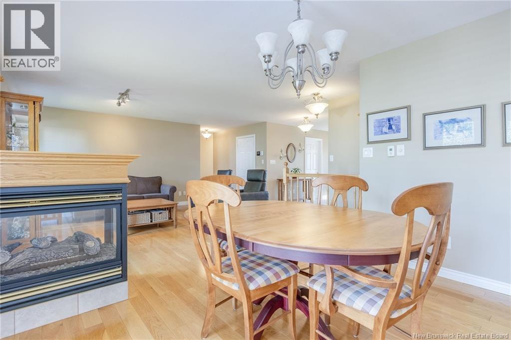 11 Weymond Crescent - Image 17