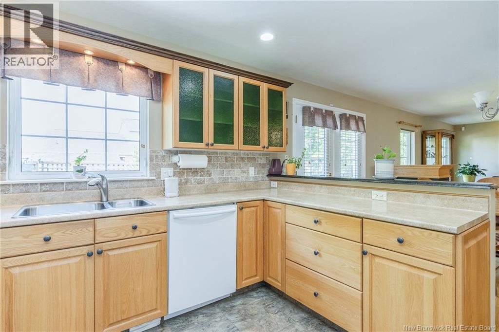 11 Weymond Crescent - 21