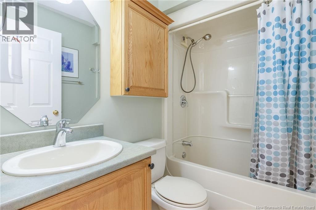 11 Weymond Crescent - 28