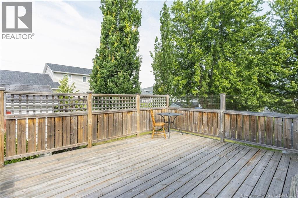11 Weymond Crescent - Image 7