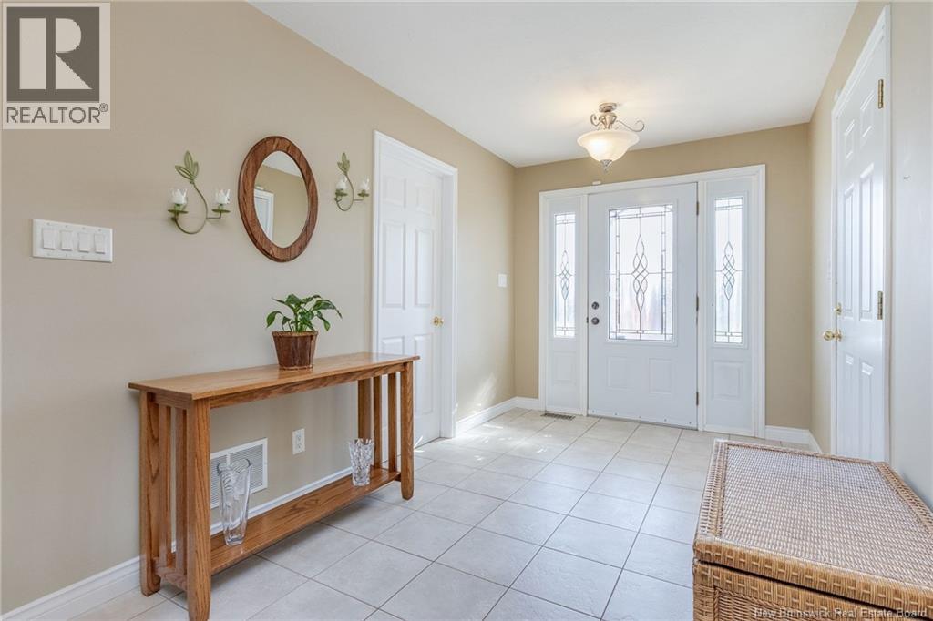 11 Weymond Crescent - Image 9