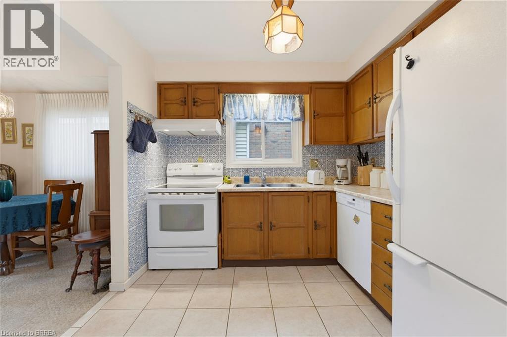 391 KNIGHTSBRIDGE Crescent - 12