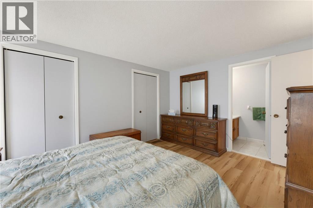 391 KNIGHTSBRIDGE Crescent - 17