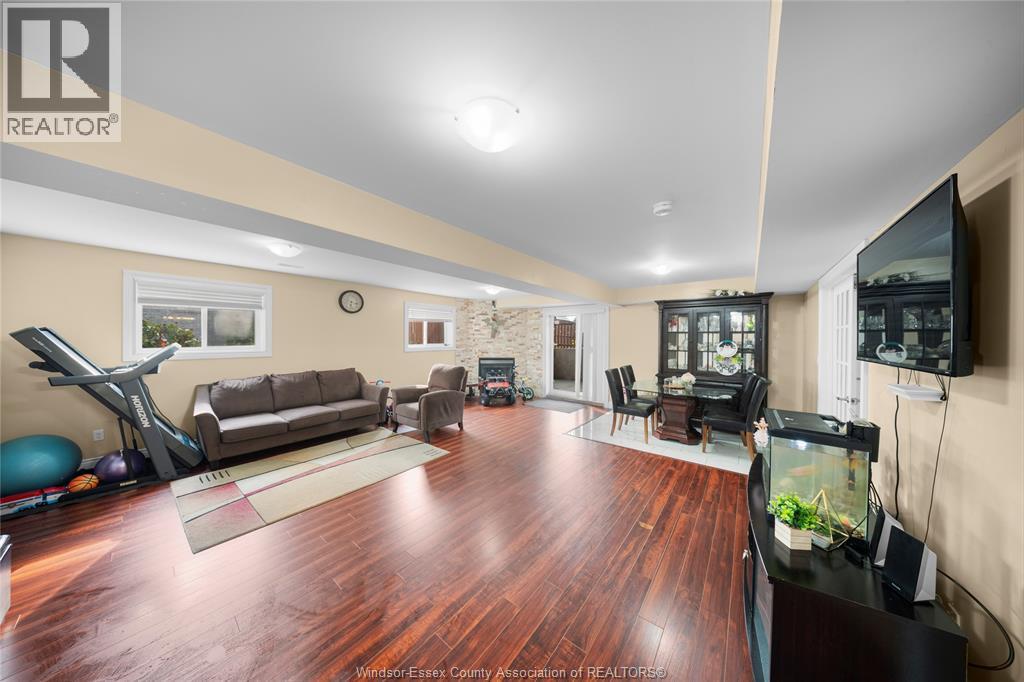 1920 MANITOBA STREET - 14