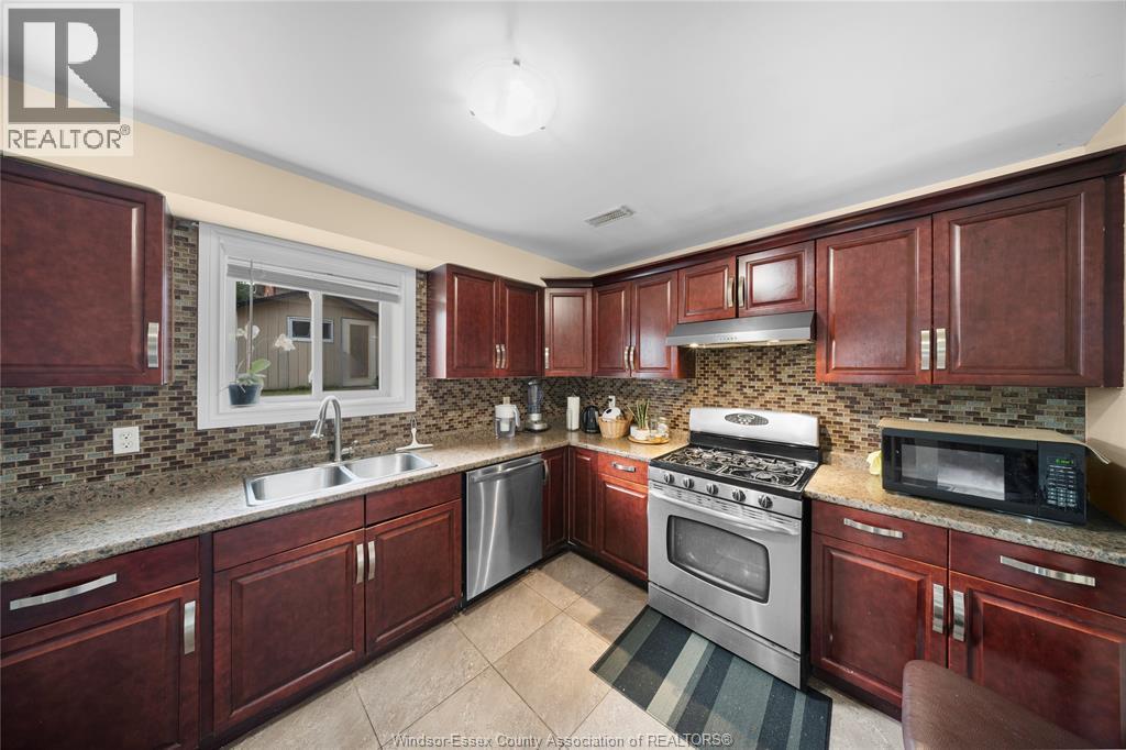 1920 MANITOBA STREET - 17