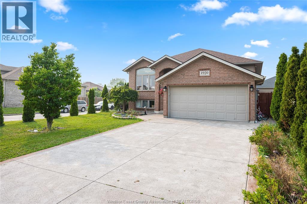1920 MANITOBA STREET - 2