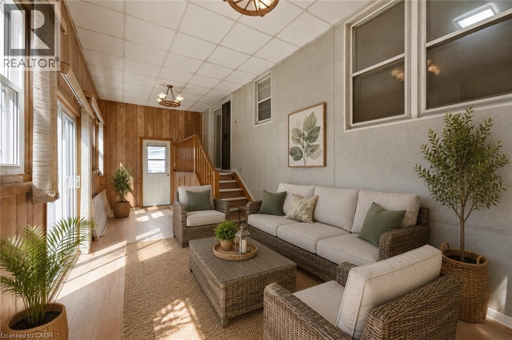 22 DAVID Avenue - 24