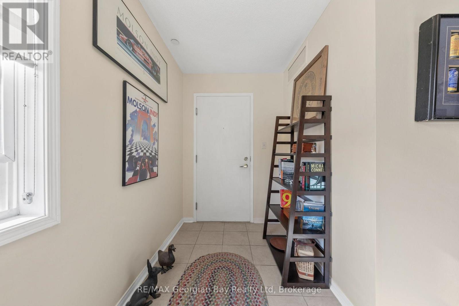 #307 4 BECK BOULEVARD - 5
