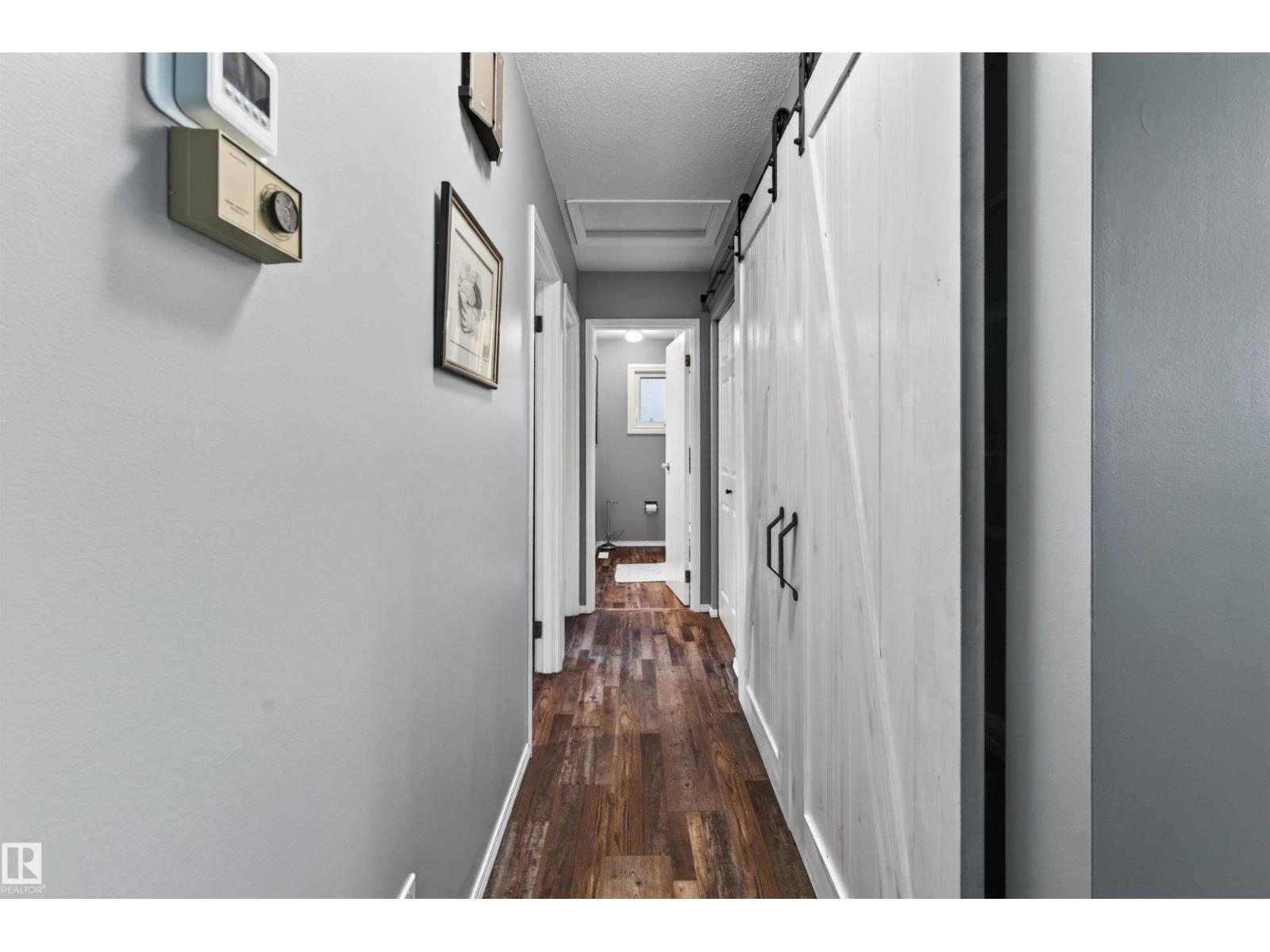54433 RGE ROAD 213 - 18