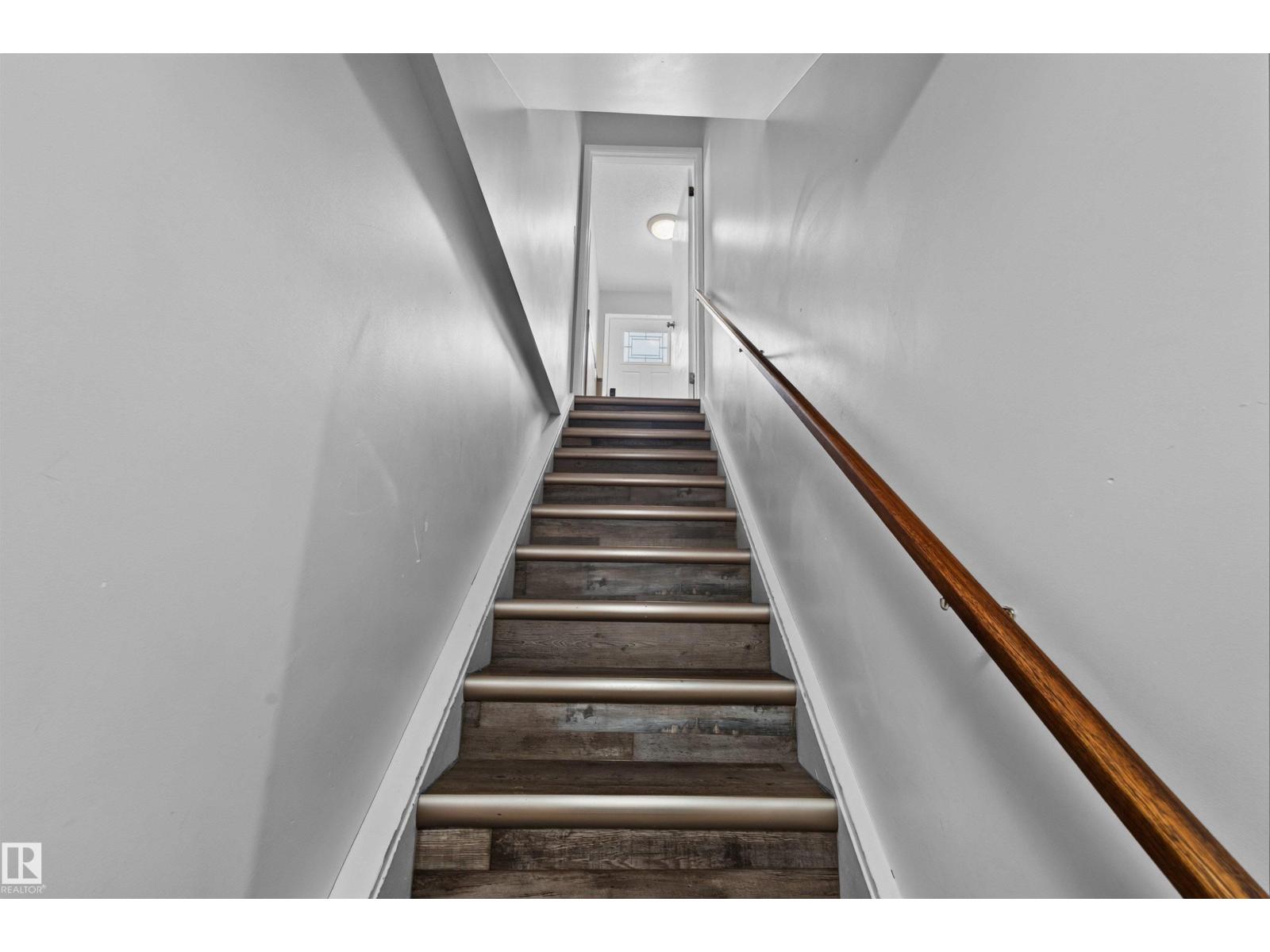 54433 RGE ROAD 213 - 26