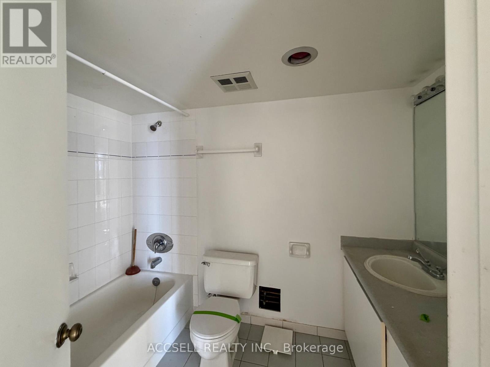 #1714 1 ROWNTREE ROAD - 11
