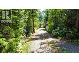 6240 Lake Street, Kaslo, BC V0G1M0 Photo 14