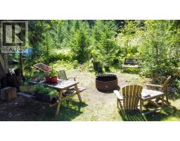 6240 Lake Street, Kaslo, BC V0G1M0 Photo 22