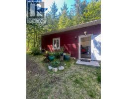 6240 Lake Street, Kaslo, BC V0G1M0 Photo 35